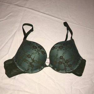 Victoria’s Secret Push-Up Bra
